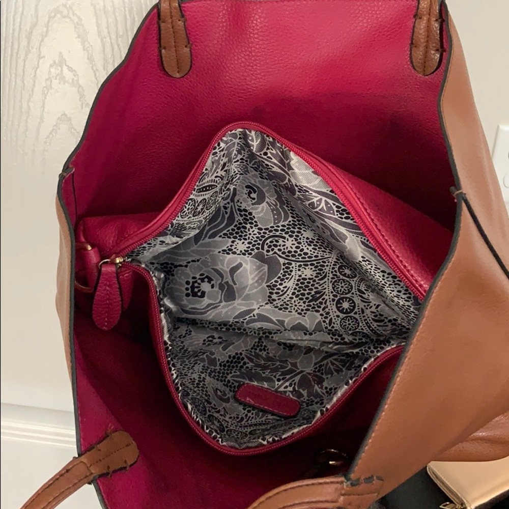 Handbag - Picture 2 of 2